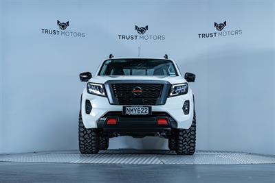2021 Nissan Navara - Thumbnail