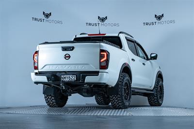 2021 Nissan Navara - Thumbnail