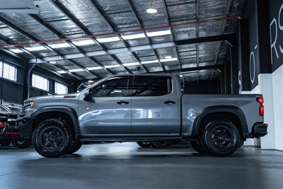 2021 Chevrolet Silverado - Thumbnail