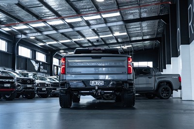 2021 Chevrolet Silverado - Thumbnail