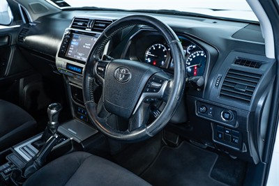 2018 Toyota Landcruiser Prado - Thumbnail