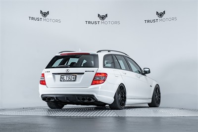 2008 Mercedes-Benz C 63 - Thumbnail