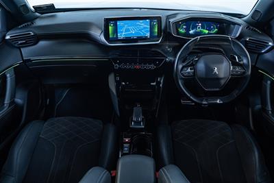 2021 Peugeot 2008 - Thumbnail