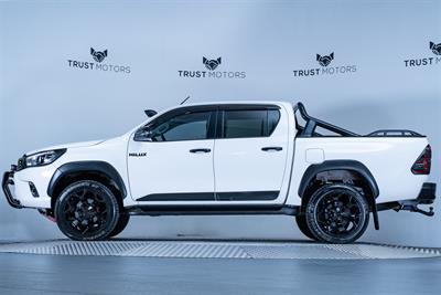 2017 Toyota Hilux - Thumbnail