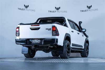 2017 Toyota Hilux - Thumbnail