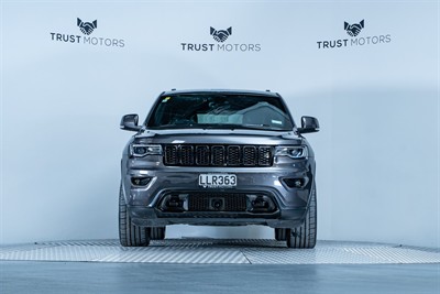 2018 Jeep Grand Cherokee - Thumbnail