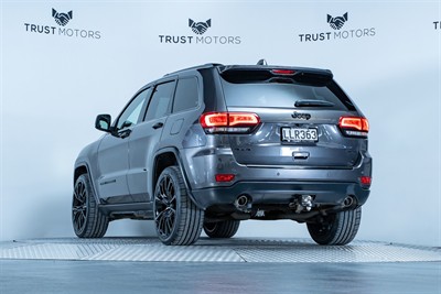 2018 Jeep Grand Cherokee - Thumbnail