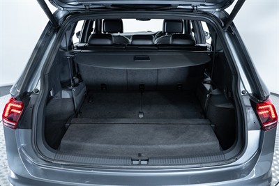 2019 Volkswagen Tiguan - Thumbnail