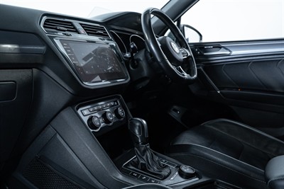 2019 Volkswagen Tiguan - Thumbnail