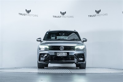 2019 Volkswagen Tiguan - Thumbnail