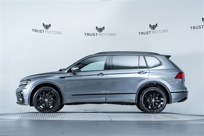 2019 Volkswagen Tiguan - Thumbnail
