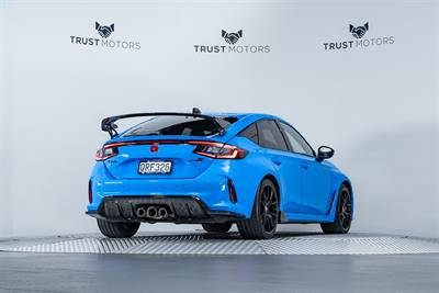 2024 Honda Civic - Thumbnail