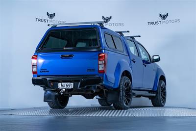 2018 Isuzu D-Max - Thumbnail