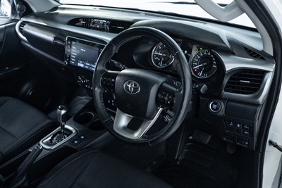 2021 Toyota Hilux - Thumbnail