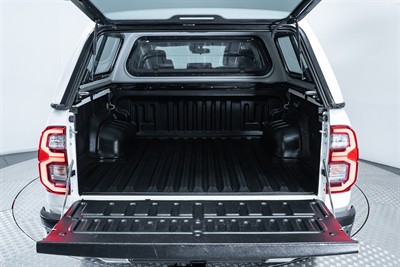 2021 Toyota Hilux - Thumbnail