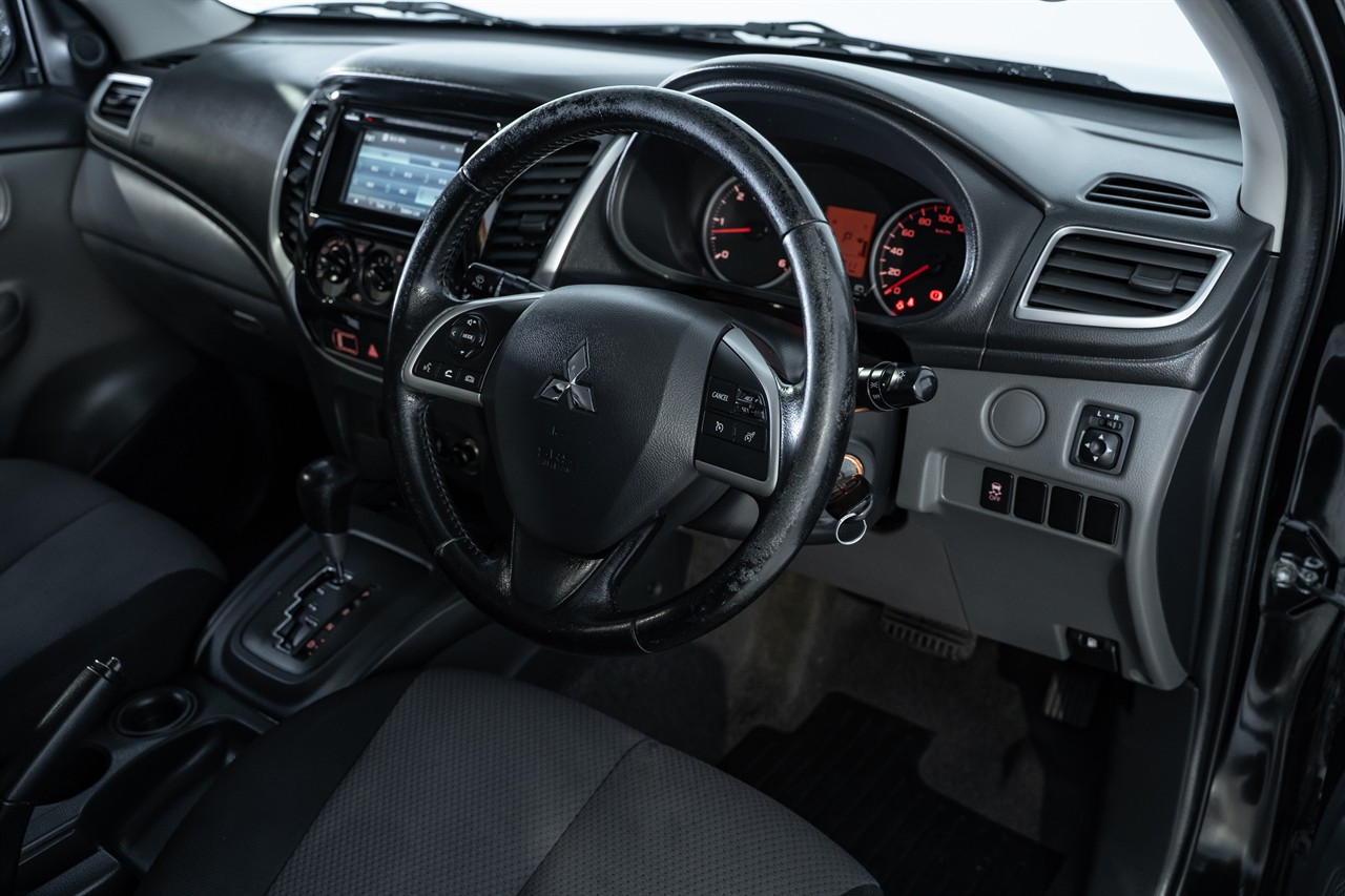 2015 Mitsubishi Triton