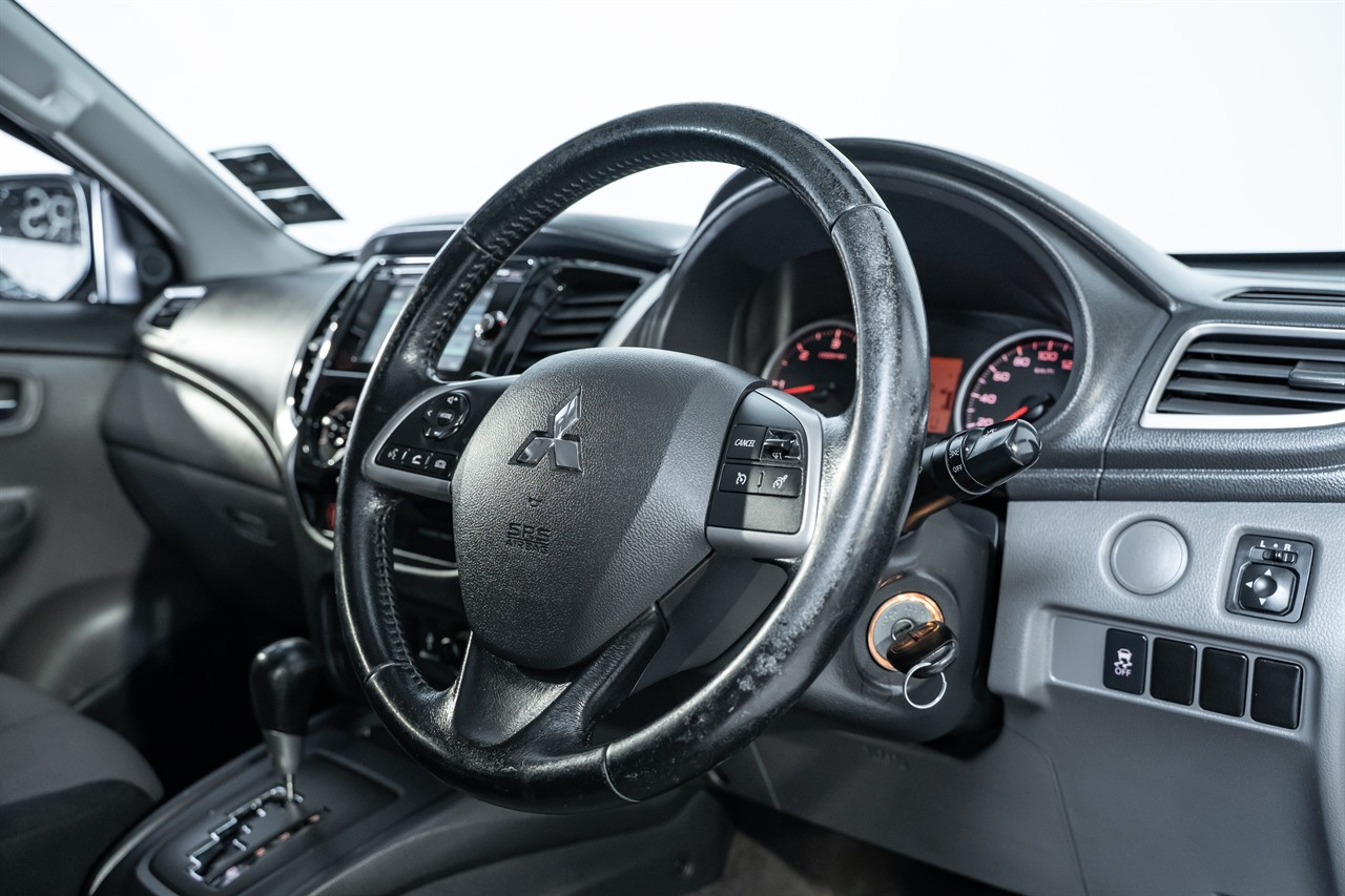 2015 Mitsubishi Triton