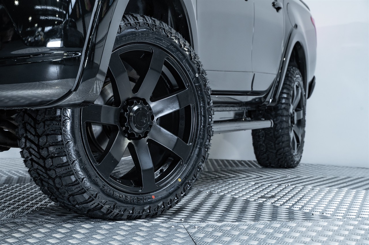 2015 Mitsubishi Triton