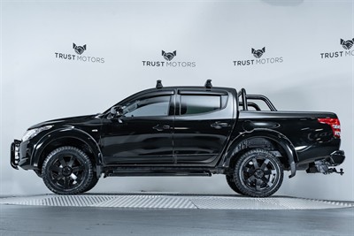 2015 Mitsubishi Triton - Thumbnail