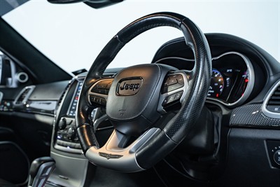 2019 Jeep Grand Cherokee - Thumbnail