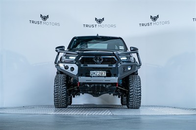 2024 Toyota Hilux - Thumbnail