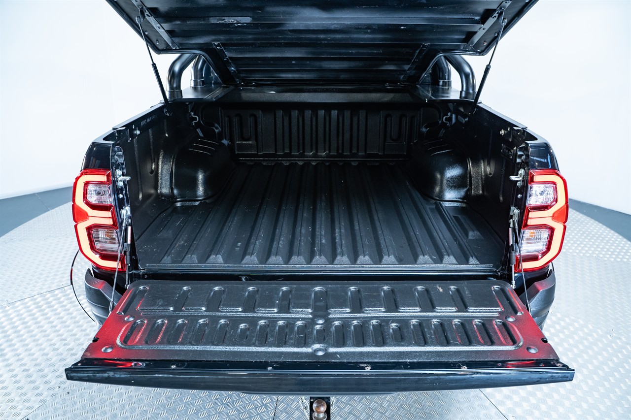2024 Toyota Hilux