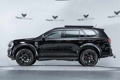 2022 Ford Everest - Thumbnail