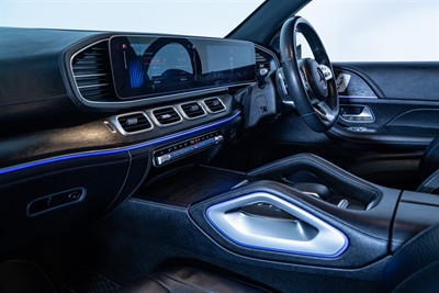 2021 Mercedes-Benz GLS 400 d - Thumbnail