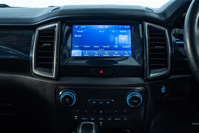 2021 Ford Everest - Thumbnail