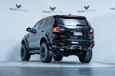 2021 Ford Everest - Thumbnail