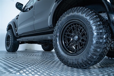 2021 Ford Everest - Thumbnail