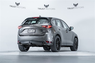 2017 Mazda CX-5 - Thumbnail
