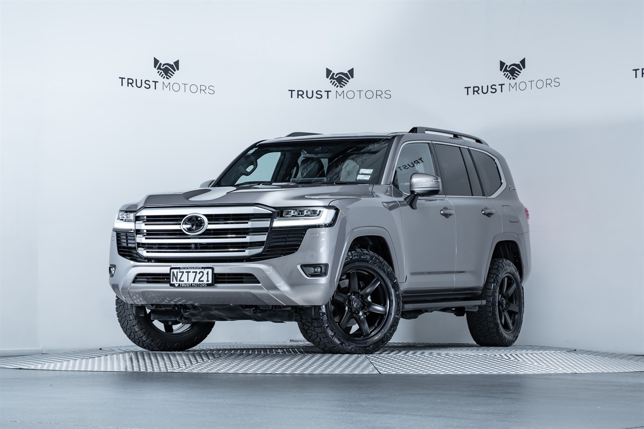 2022 Toyota Landcruiser