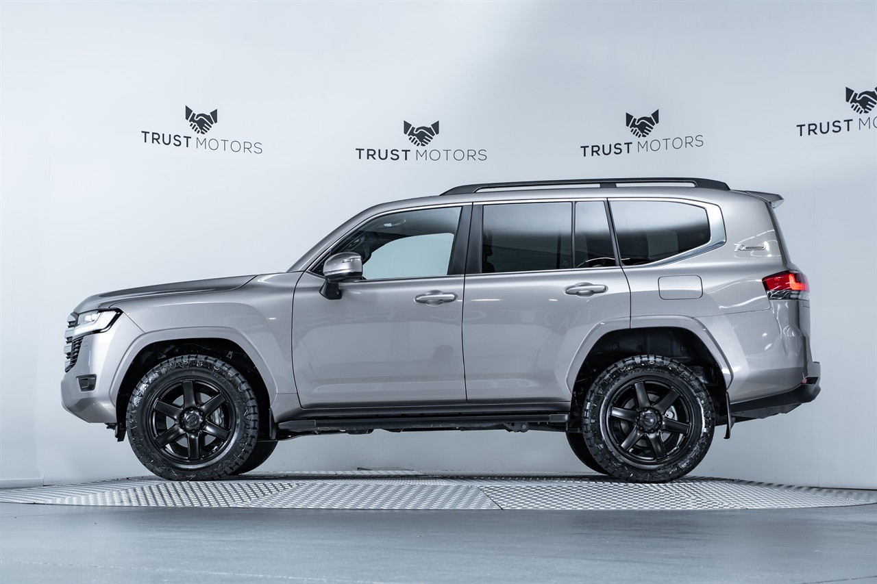 2022 Toyota Landcruiser