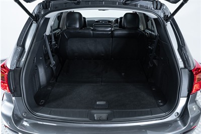 2017 Nissan Pathfinder - Thumbnail