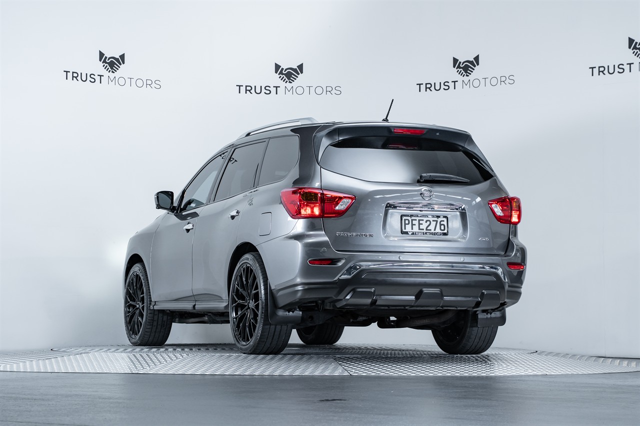 2017 Nissan Pathfinder