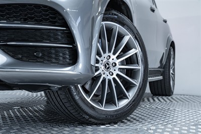 2020 Mercedes-Benz GLE 400 d - Thumbnail