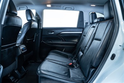 2017 Toyota Highlander - Thumbnail