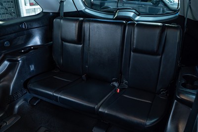 2017 Toyota Highlander - Thumbnail