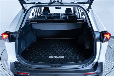 2019 Toyota Rav4 - Thumbnail