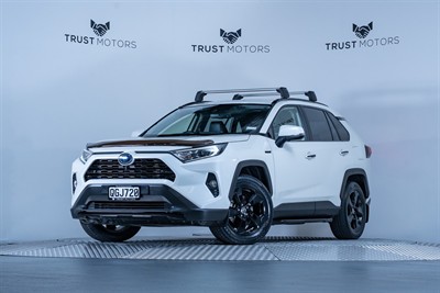 2019 Toyota Rav4 - Thumbnail