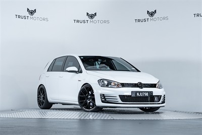2015 Volkswagen Golf