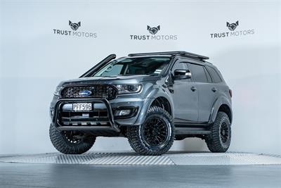 2022 Ford Everest - Thumbnail