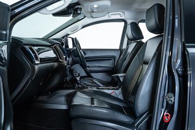 2022 Ford Everest - Thumbnail