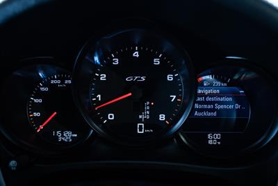 2016 Porsche Macan - Thumbnail