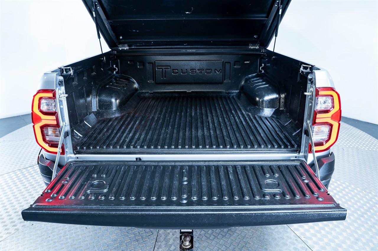 2023 Toyota Hilux