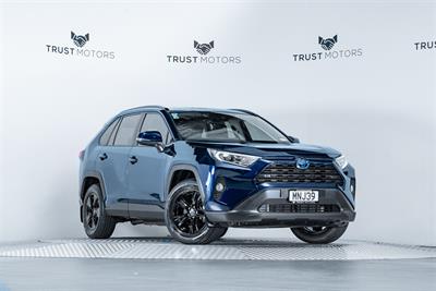 2019 Toyota Rav4 - Thumbnail