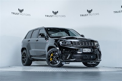 2018 Jeep Grand Cherokee - Thumbnail