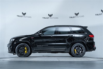 2018 Jeep Grand Cherokee - Thumbnail