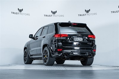 2018 Jeep Grand Cherokee - Thumbnail